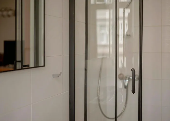 Sunny In The Art Nouveau District With Balcony Apartment Riga